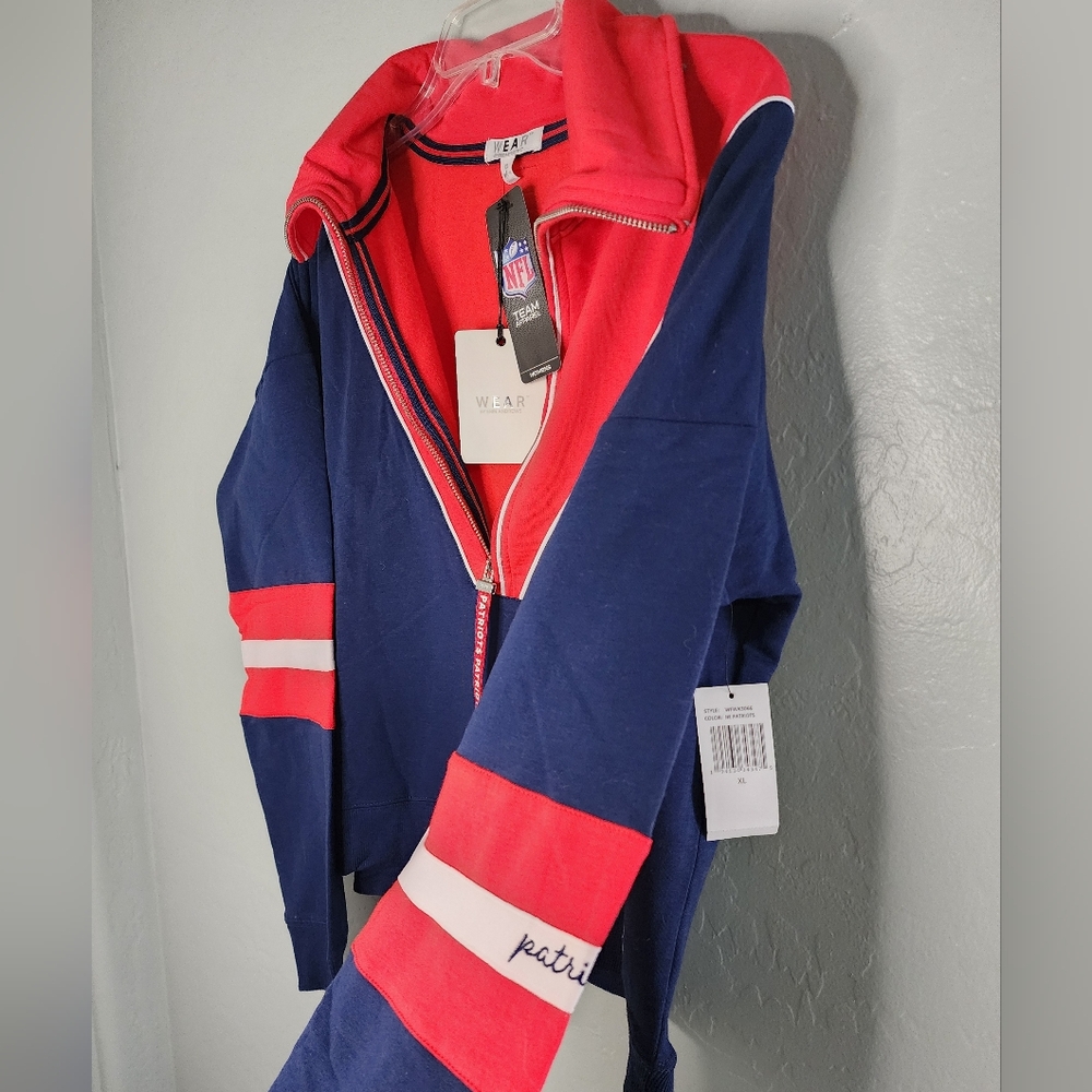 NEW! NFL Football New England Patriots Womens Half Zip Sweater XL New With Tags - Picture 3 of 11